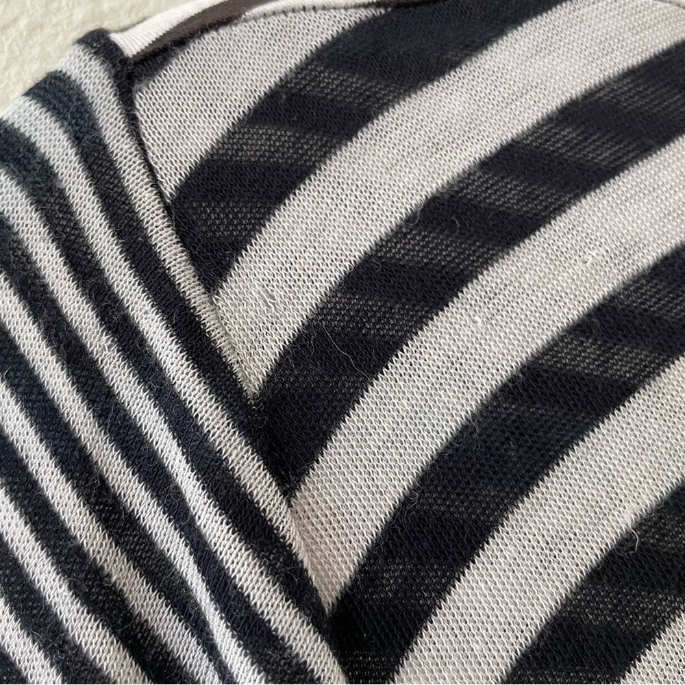Diane Von Furstenberg Black and White Striped Long Sleeve Dress - Picture 13 of 13
